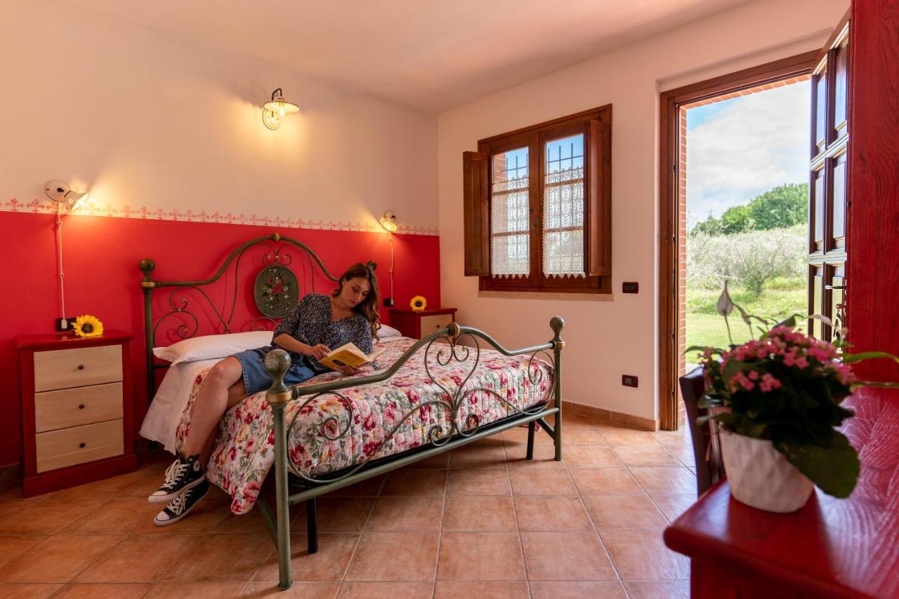 סקרלינו Agriturismo La Banchella מראה חיצוני תמונה