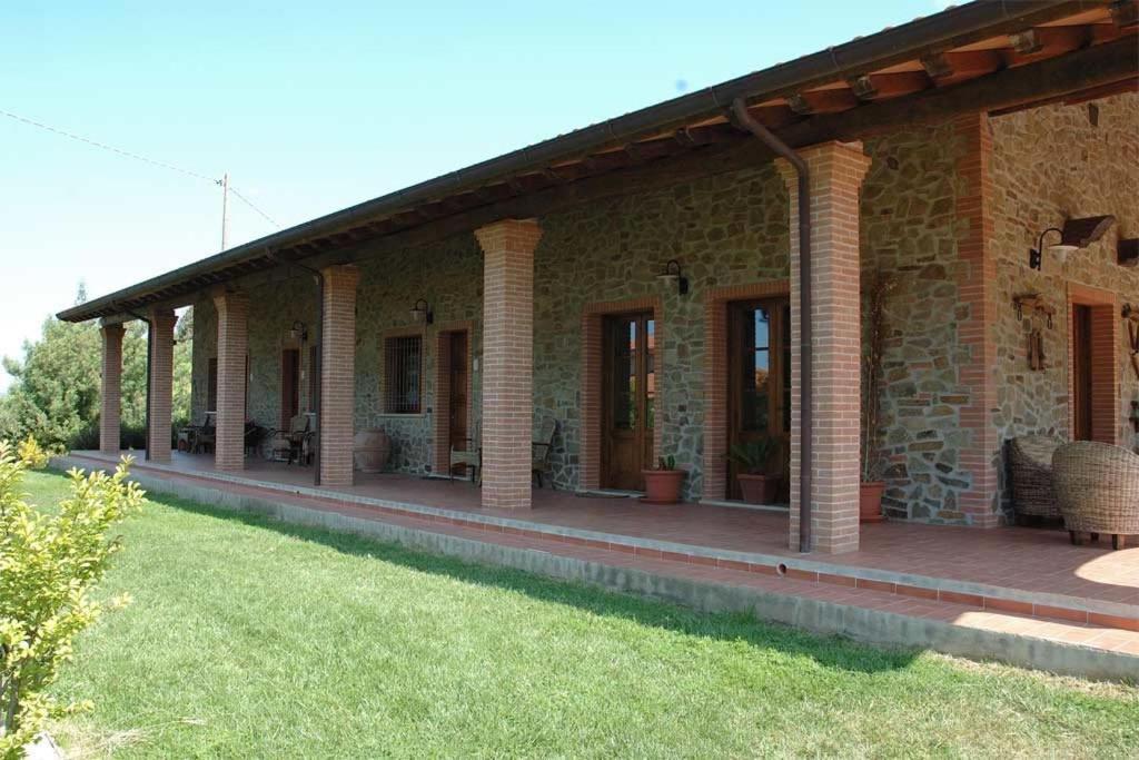 סקרלינו Agriturismo La Banchella מראה חיצוני תמונה
