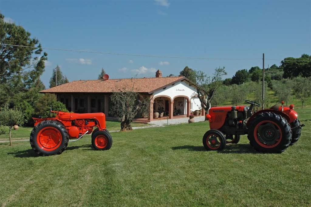 סקרלינו Agriturismo La Banchella מראה חיצוני תמונה