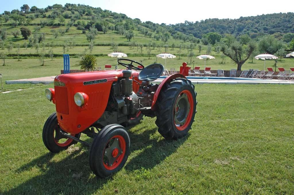 סקרלינו Agriturismo La Banchella מראה חיצוני תמונה